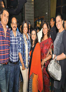 Chennaiites celebrates Starbucks opening