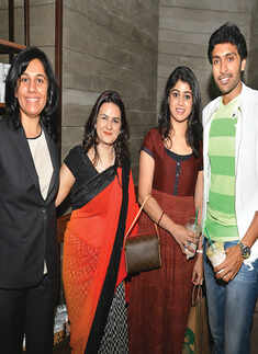 Chennaiites celebrates Starbucks opening