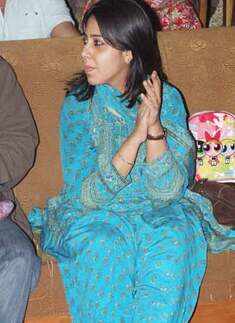 Daler Mehndi peforms