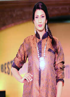 Year End Expo at Breeze