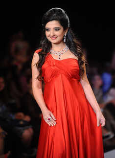 IIJW '14: Saboo Fine Jewels