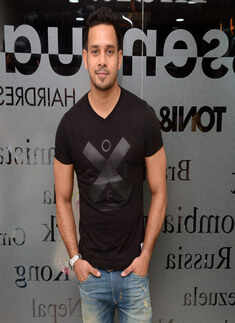 Bharath launches Essensuals salon