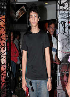 Ai Raat Tomar Amar: Premiere