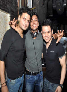 Party at Underground