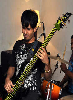 Bramhakhyapa performs at Plush