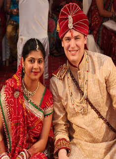 A wedding beyond borders