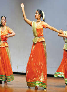Dance performances at Jawahar Kala Kendra