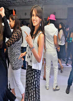 Bhopalites party hard