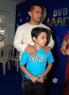 Aamir with Kids