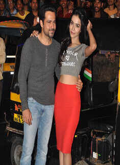 Raja Natwarlal: Spl Premiere