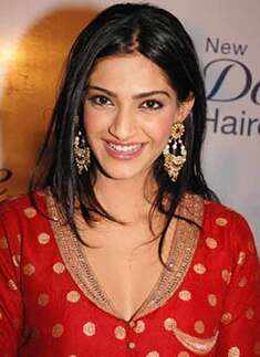 Sonam: Red diva