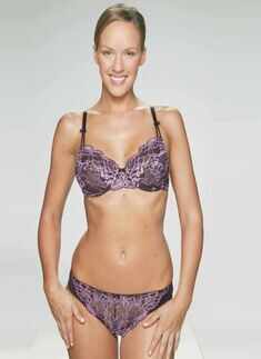 Beauties in gauzy bits