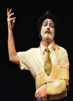 Staging of Nothing Like Lear in Vadodara