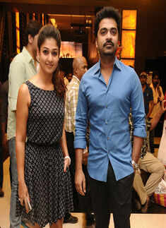 Amara Kaaviyam: Premiere