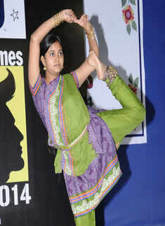 Clean & Clear Fresh Face 2014