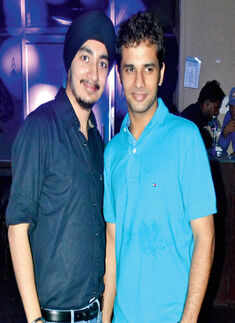Deepesh Agarwal hosts party for friends
