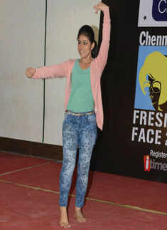 Clean & Clear Fresh Face 2014