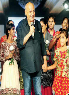 Socialites @ Pakistani lifestyle exhibition