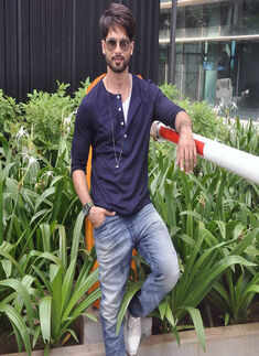 Shahid Kapoor promotes Haider
