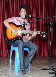 Clean & Clear Fresh Face 2014