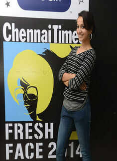 Clean & Clear Fresh Face 2014