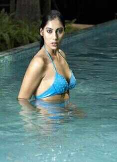 PFMI '09 finalist: Karishma Karnik