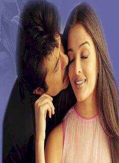 Humara Dil Aapke Pas Hai 