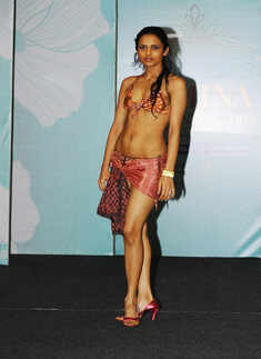 PFMI '09 finalist: Niharika Nag