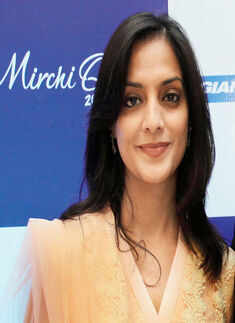 Mirchi Queen Bee '14