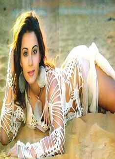 Minissha: Sassy & sexy