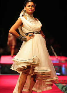 WIFW '15: Day 1: Tarun Tahiliani