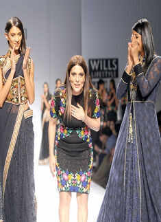 WIFW '15: Day 3: Reynu Taandon