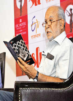 Interaction with Litterateur