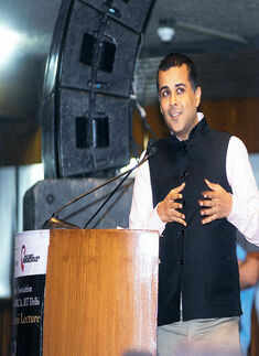 Chetan Bhagat @ IIT-D