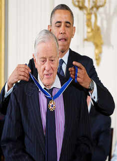 Ben Bradlee, former Washington Post editor, dies at 93