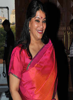 Theatre festival in city