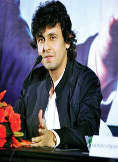 Sonu Nigam at an event
