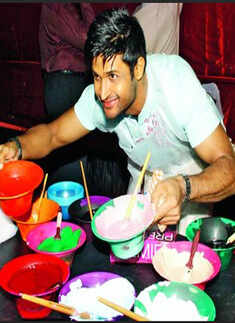 Hyderabad paints together