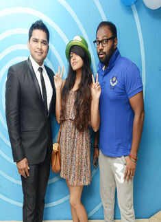 Party at Small World Pub