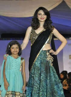 Celebrities walk for a cause