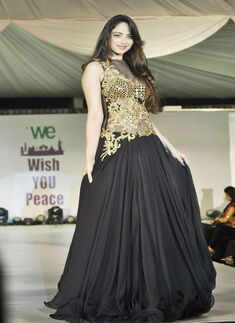 Celebrities walk for a cause