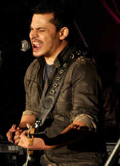 Party all night long