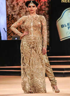 Blenders Pride Fashion Tour: Neeta Lulla