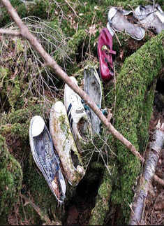 Famous landmarks turn suicide points