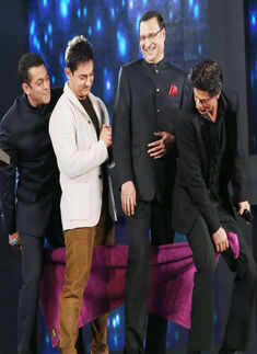 'Aap Ki Adalat' celebrates 21 years