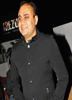 Sunday Sundowners @ Irezumi