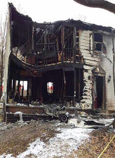 6 dead after plane crashes into Maryland home