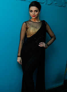 Insta-sari collection launch