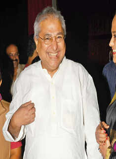 Zakir, Niladri at a musical event