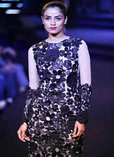 Blenders Pride Fashion Tour: Namrata Joshipura